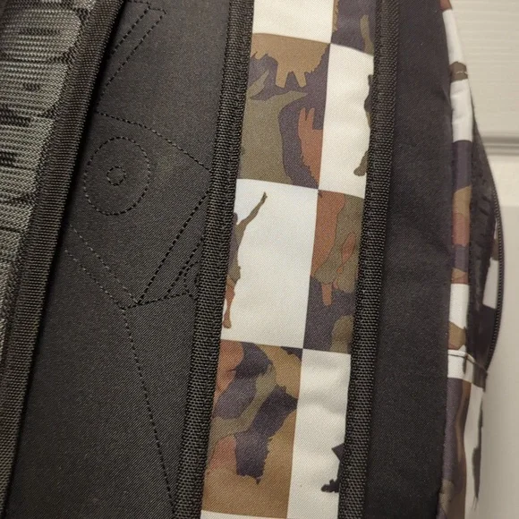 Fortnite Backpack - Picture 8 of 13